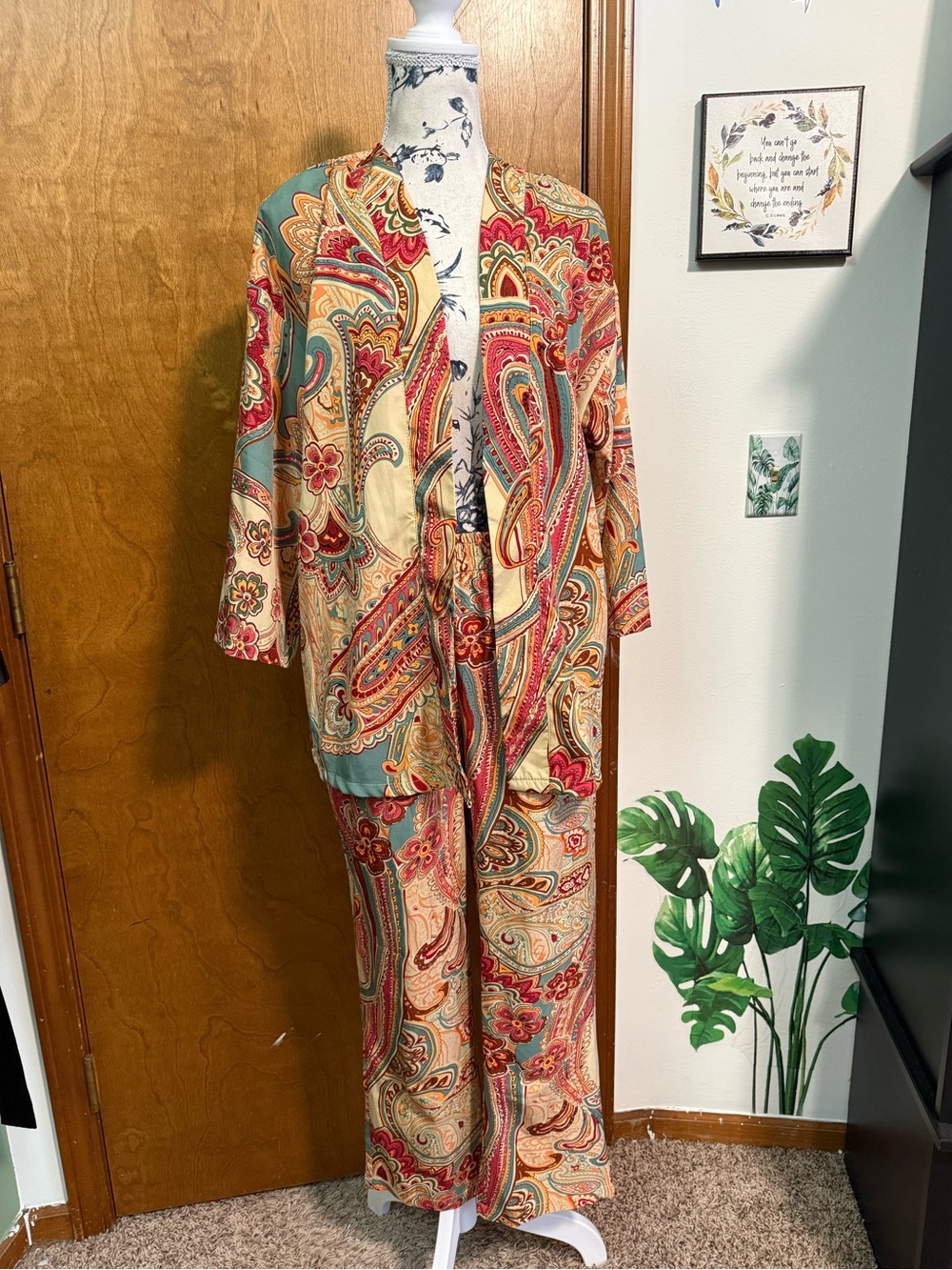Women’s Paisley Print boho lounge Set - or beach cover/Multicolor (medium)